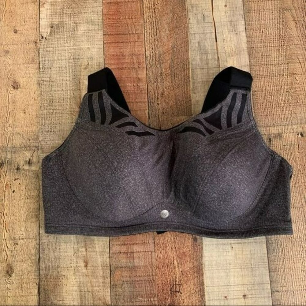 Livi active molded underwired adjustable bra - 40DD